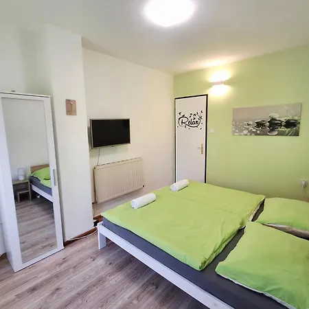 Moonlight Apartman-premium Lakosztaly Гостевой дом